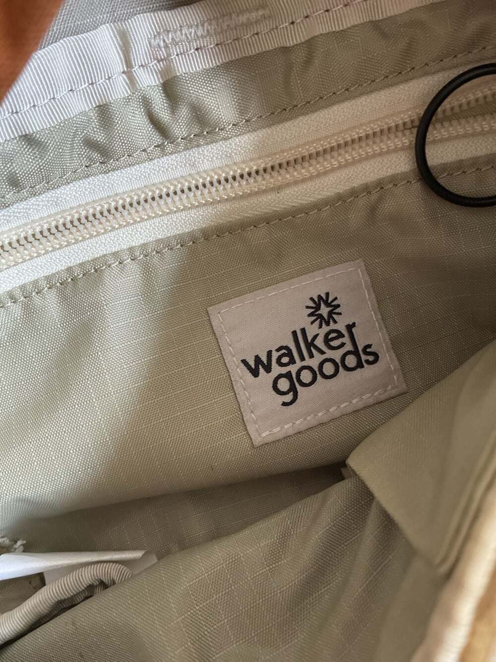 Walker Goods Louie Sling Bag in Cinnamon/Rust - Picture 3 of 7